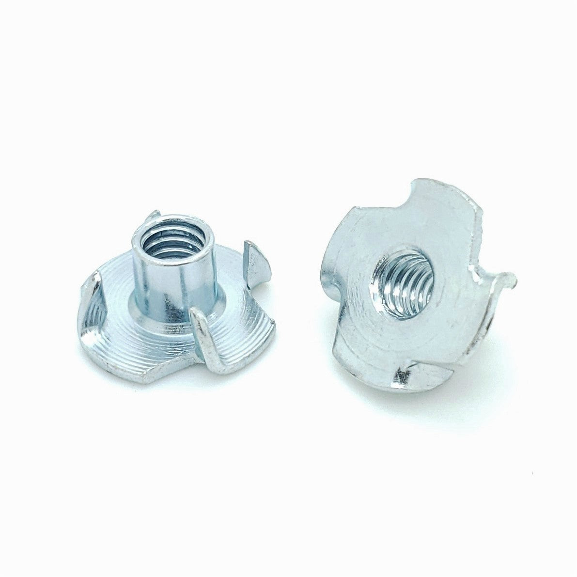 100 Stk. 1/4-20 x 5/16' Zinkplattiert Vier-Zink-Tee-N¨¹sse (BCP680)